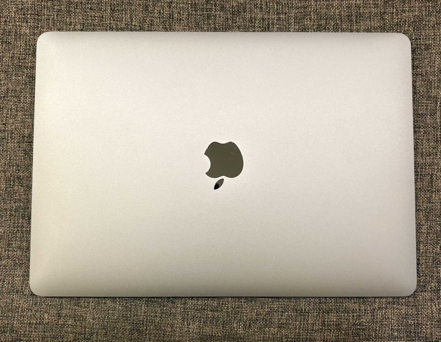 MacBook Air M1 16GB / 256GB
