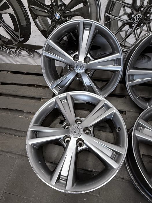 Диски литі 5/114.3/18 Оригінал Toyota Lexus