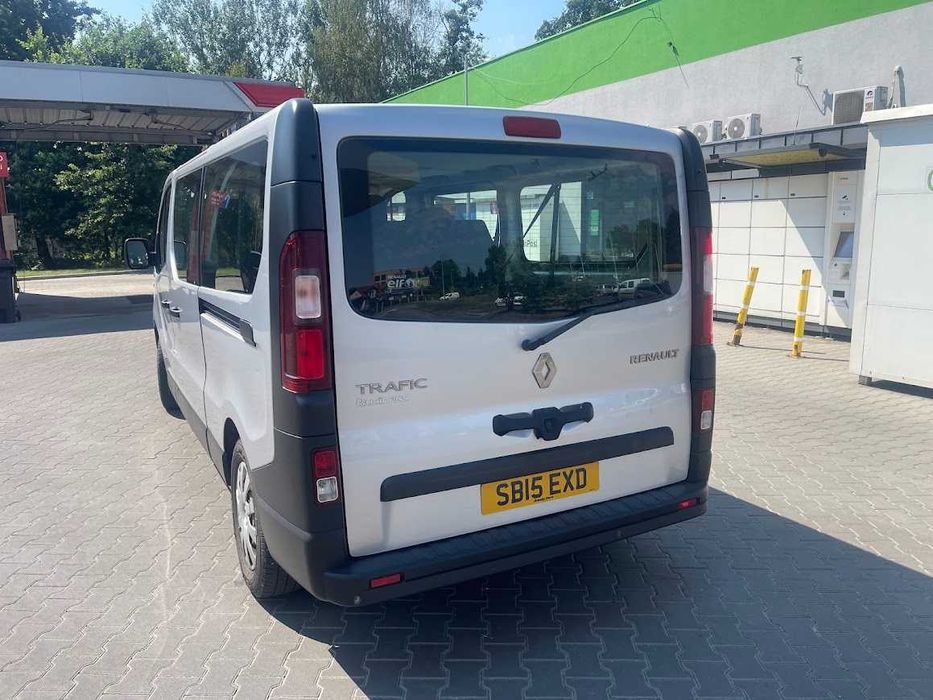 RENAULT Trafic III 1,6DCi LONG 9місць заводський пасажир 119,4т.км