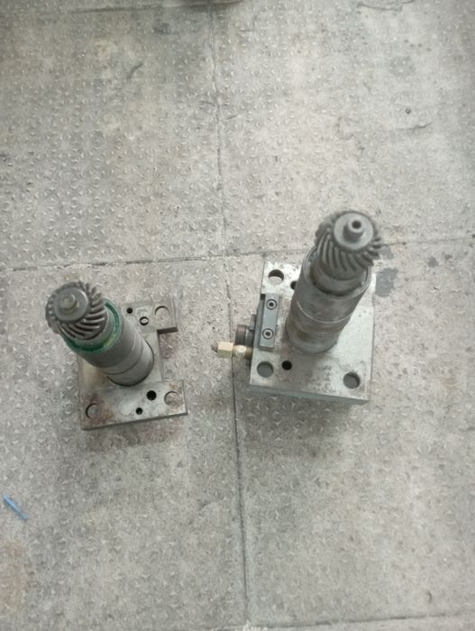 Ferramenta acionada para torno CNC.