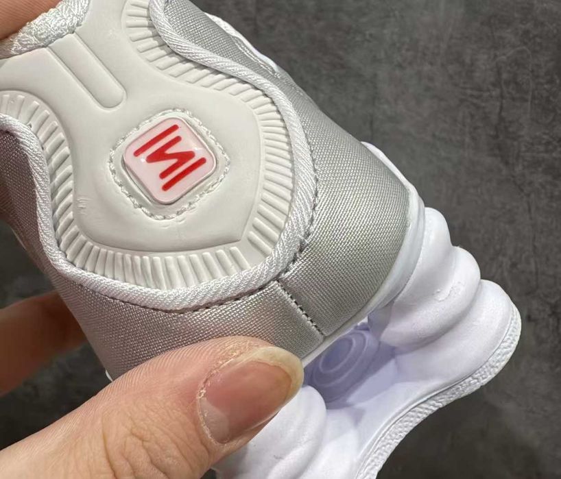 Nike Shox TL Klasyczne białe buty R.36