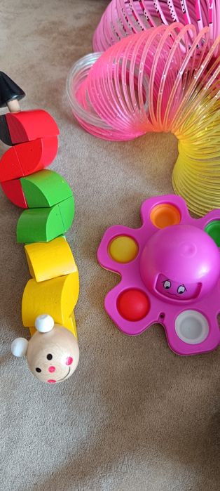 Продам набор детских игрушек