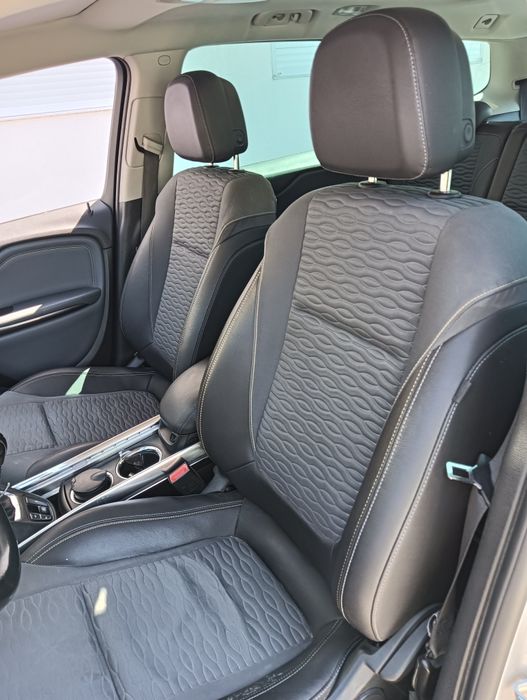 Opel Zafira 2015