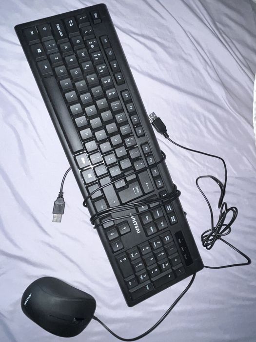 Teclado e rato novo 15€
