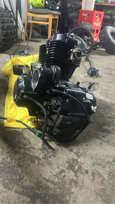 Silnik 150 ccm defender pion