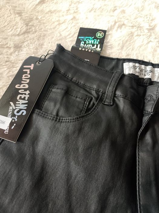 Nowe spodnie damskie rozmiar 38