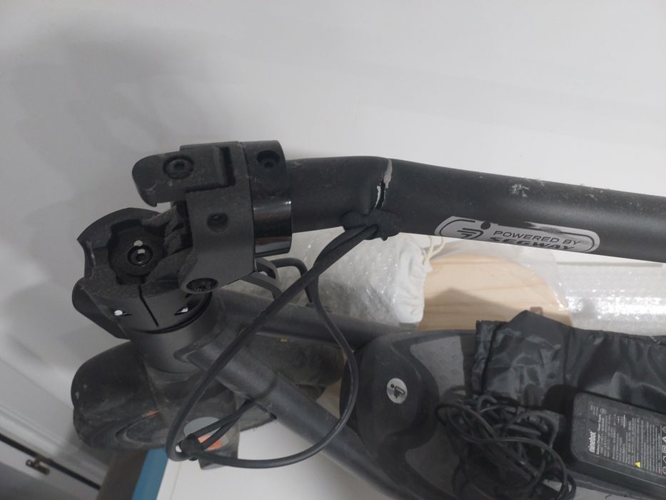 Trotinete Segway Ninebot E2 + 1 Pneu