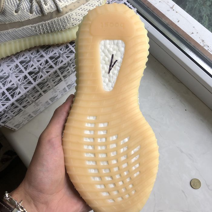 Жіночі Кросівки Adidas Yeezy Boost 350 V2