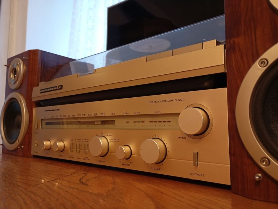MARANTZ Музыкальная стойка
