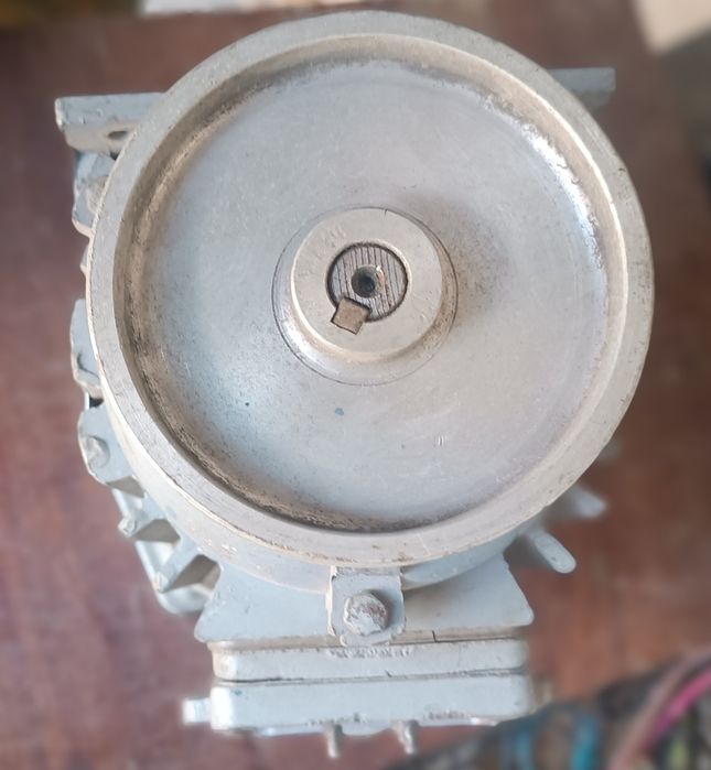 4ААМ63А4У3 250 вт трьхфазний