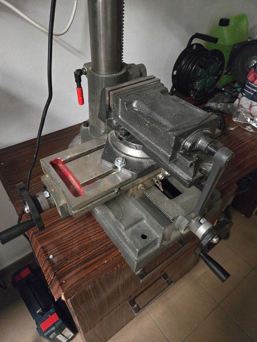 Wiertarka frezarka słupowa stołowa fi-16mm ZX7016