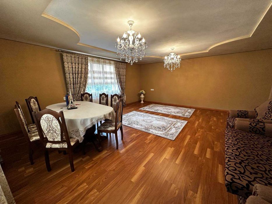 Продається будинок в с. Нересниця