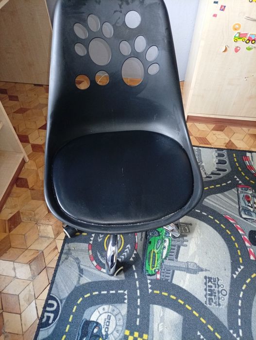 Krzesło obrotowe dziecięce