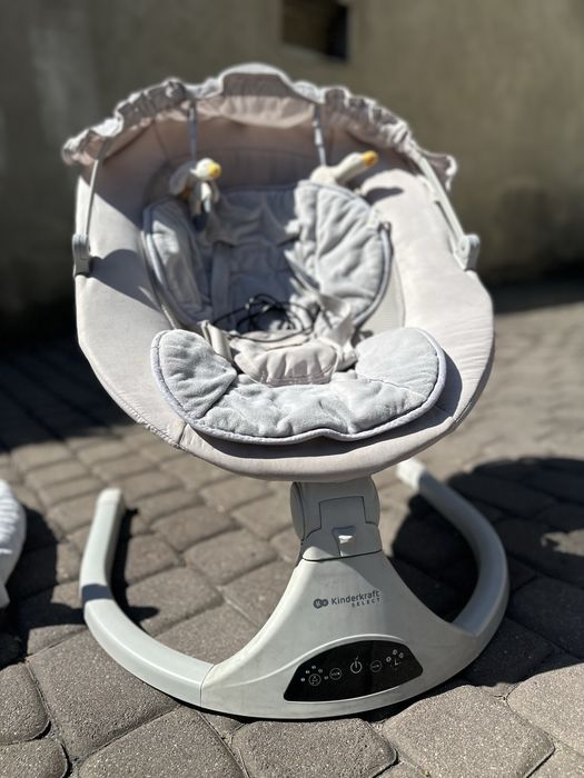 Bujaczek kinderkraft elektryczny