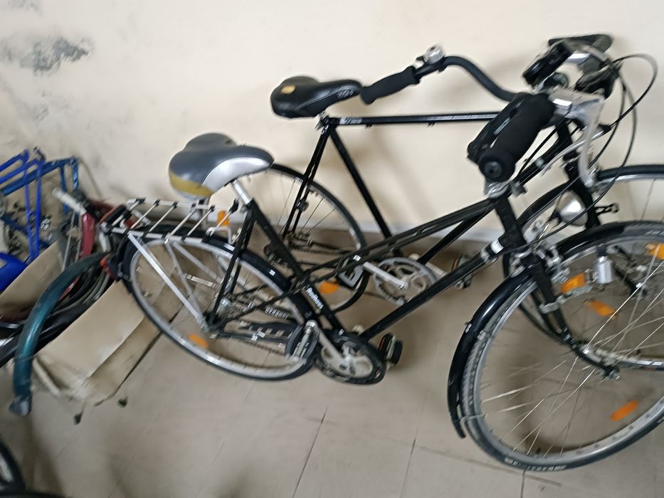 Велосипед на планетарке п'ять скоростей 28 колесо тип шосейного