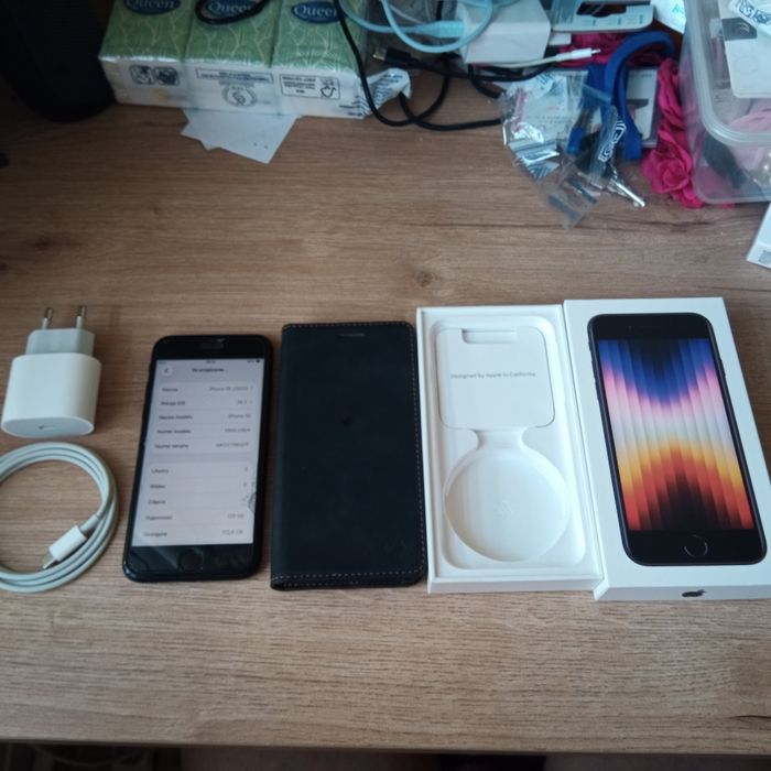 Iphone se 128 gb rok 2022 ios 26.5 stan b.dobry
