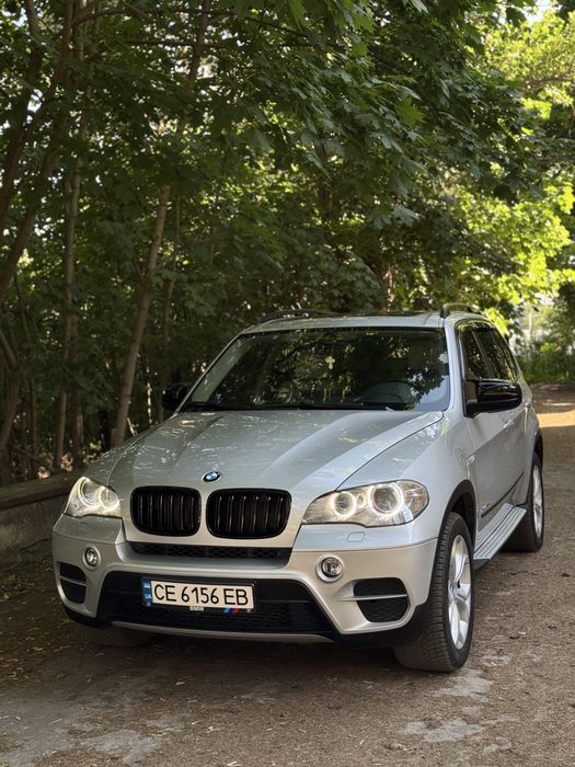 Продам гарний BMW X5 E70 3.0 бензин АКПП xDrive рестайлинг