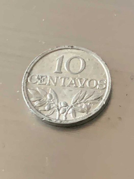 Moeda linda de 10   centavos , Portugal, 1971.