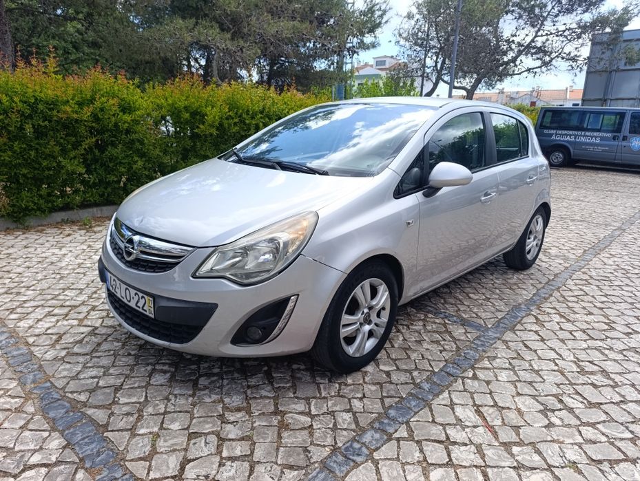 Opel corsa 1.3cdti 2950 euros