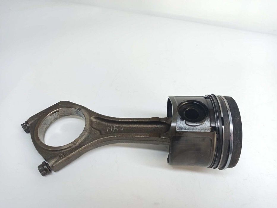 BIELA BMW SERIE 7 (E65/E66) 740D