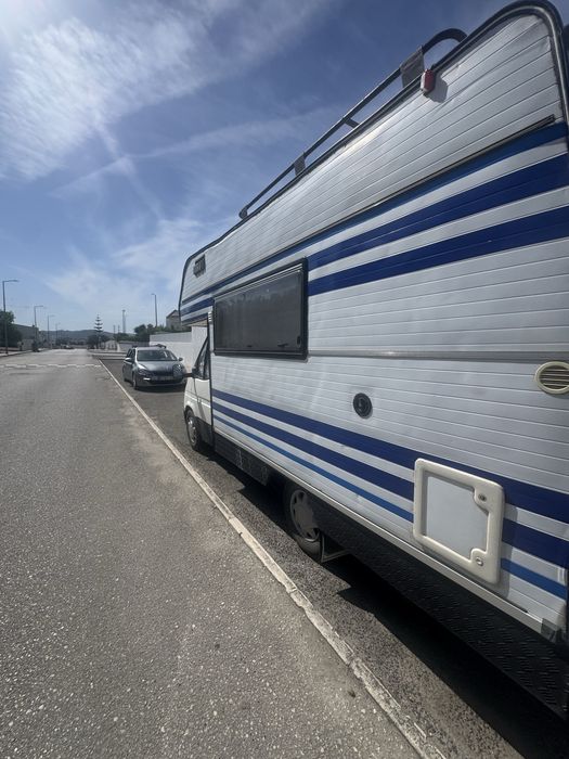 Autocaravana ford