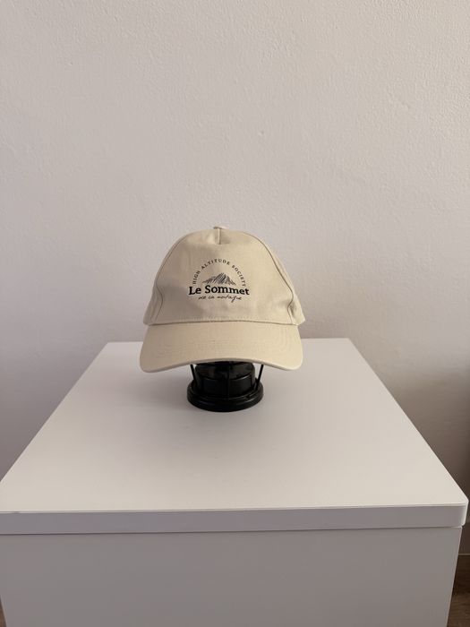 Czapka męska z daszkiem z printem