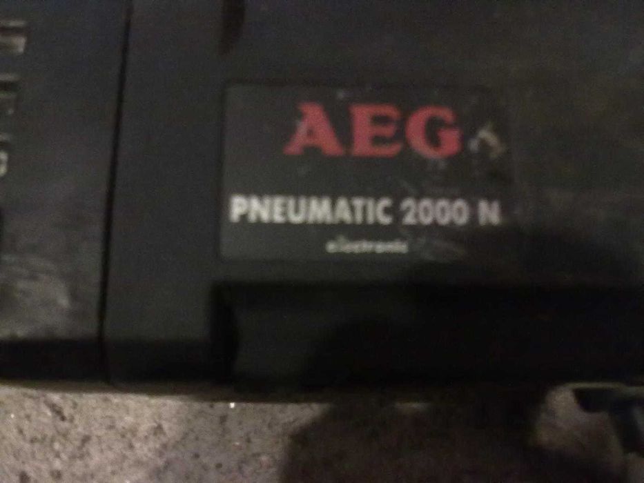 Berbequim antigo da AEG