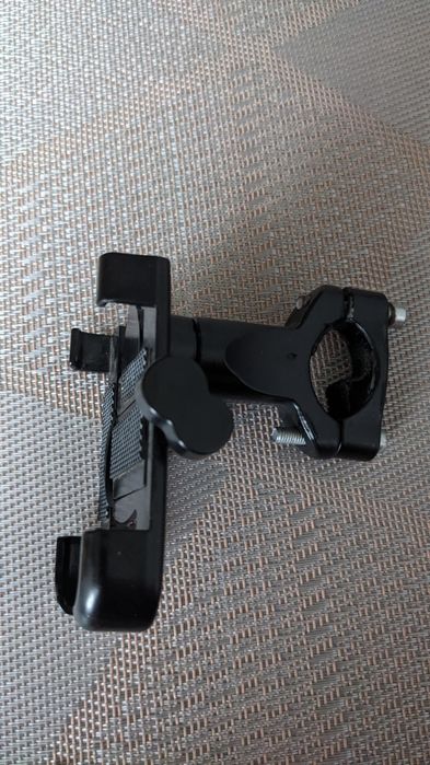 Крепление для телефона металлическое