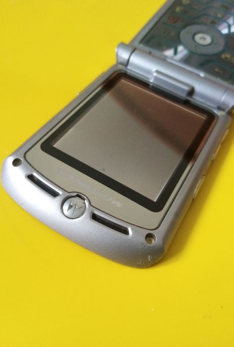 Motorola Razr V3c телефон CDMA