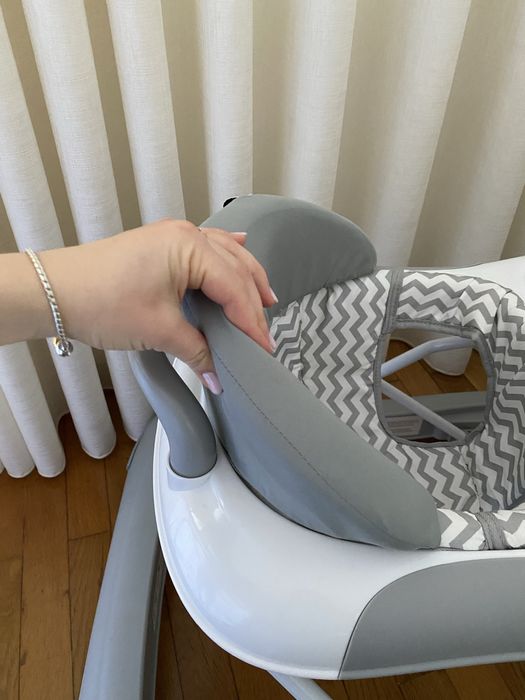 Andador bebé com base anti-virar