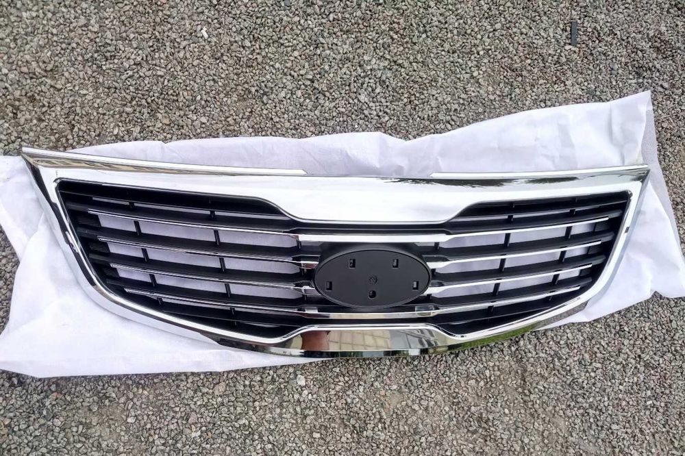 Решетка радиатора Kia Sportage 2010-2015 решетка Киа Спортедж