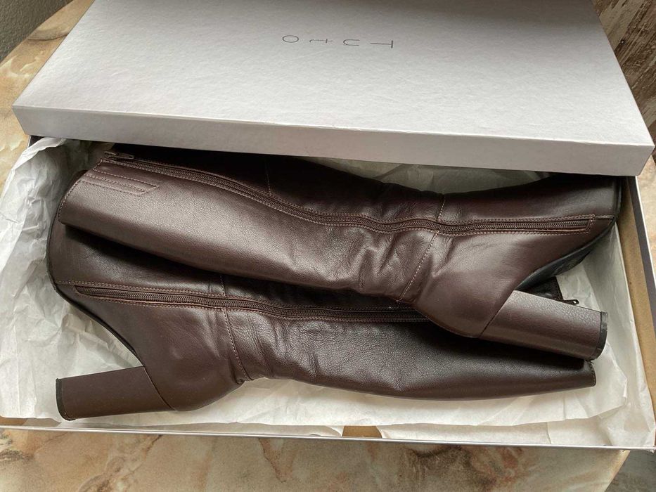 Шкіряні жіночі чоботи на підборах 38 розмір Український бренд