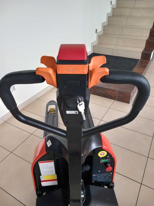 Wózek Paletowy Paleciak Heli 1800kg Mały Zwinny Dla sadowników