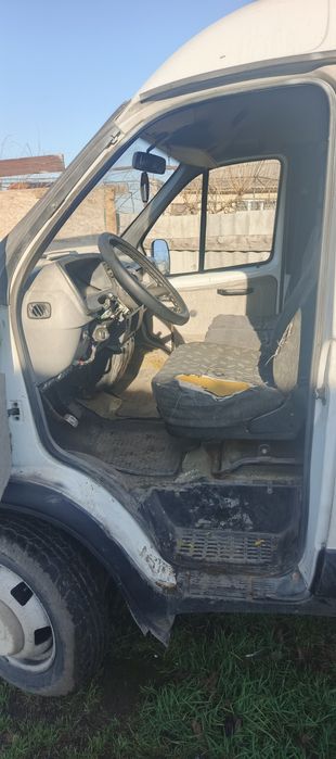 Газель на полном ходу