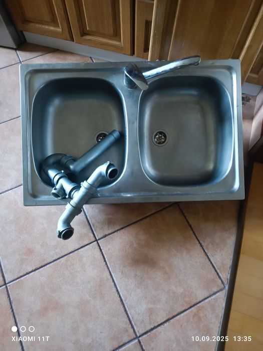 Zlwew dwukomorowy plus bateria, plus syfon, plus 2 wężyki