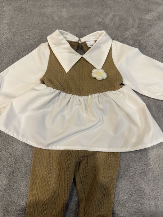 Святковий костюм для дівчинки