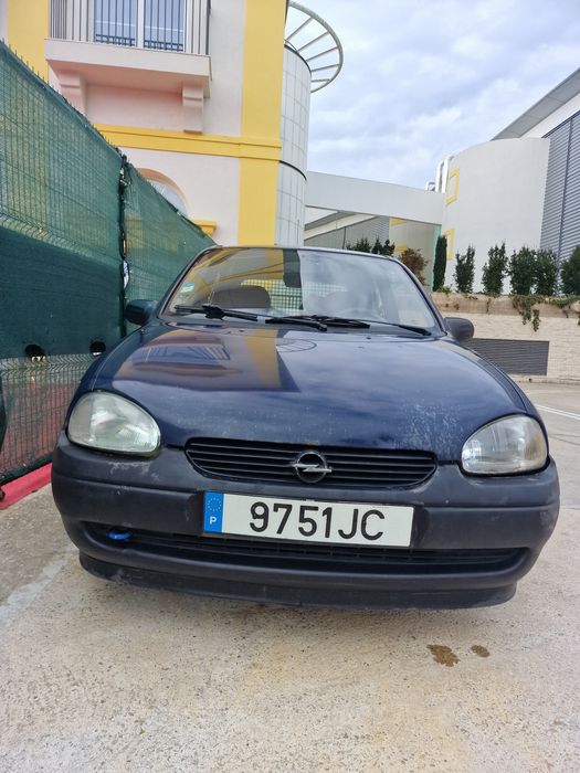 Opel corsa B comercial