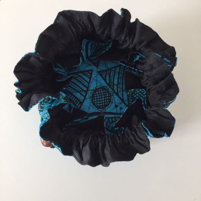 Bolsas e estojo em capulana