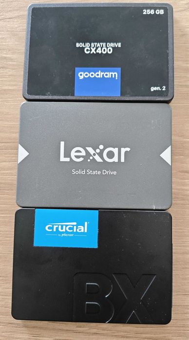 sprzedam dyski SSD o pojemnościach od 120 do 512 GB