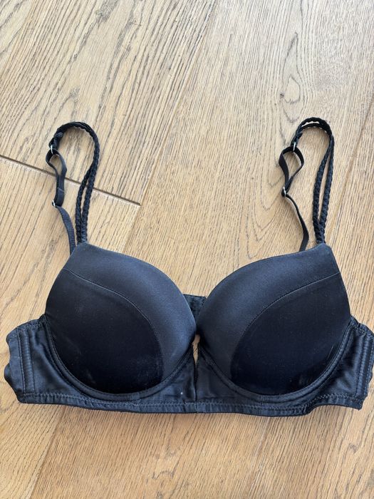 Biustonosz Intimissimi 75b czarny super push up