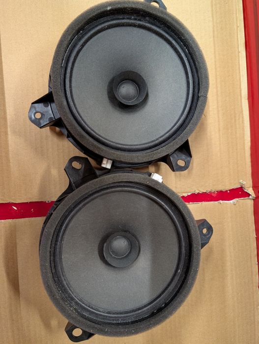 Głośnik Drzwi toyota corolla E21 oryginalny