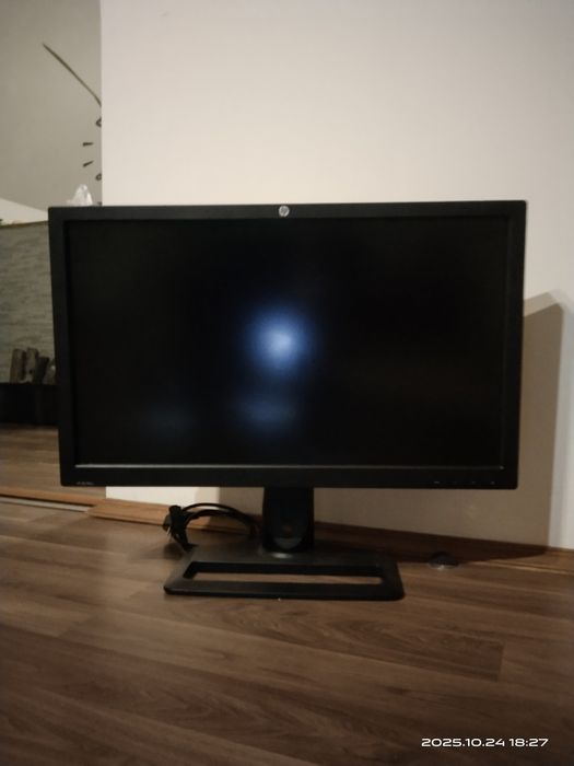 РК монітор HP ZR2740w