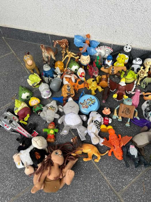 Kolekcja 102 używanych zabawek