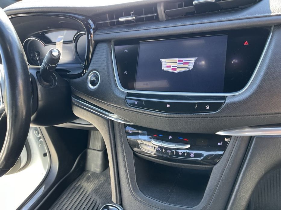 Cadillac XT5 Premium Luxury 19г 3.6 л