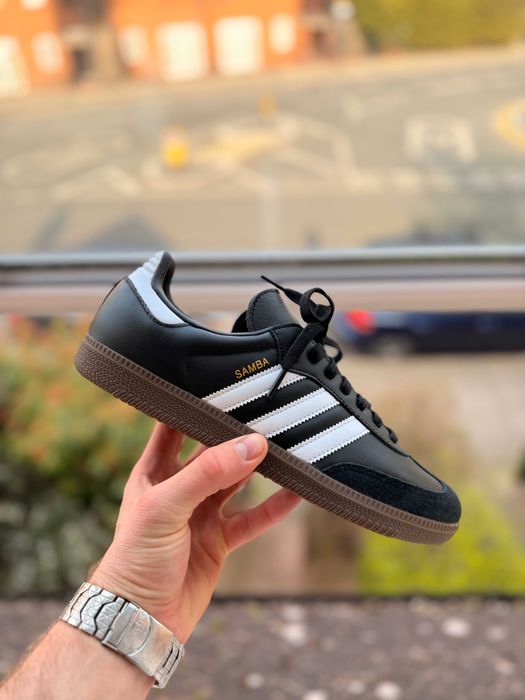 Чоловічі кросівки Adidas Samba Нові Оригінал 42р див інші оголошення