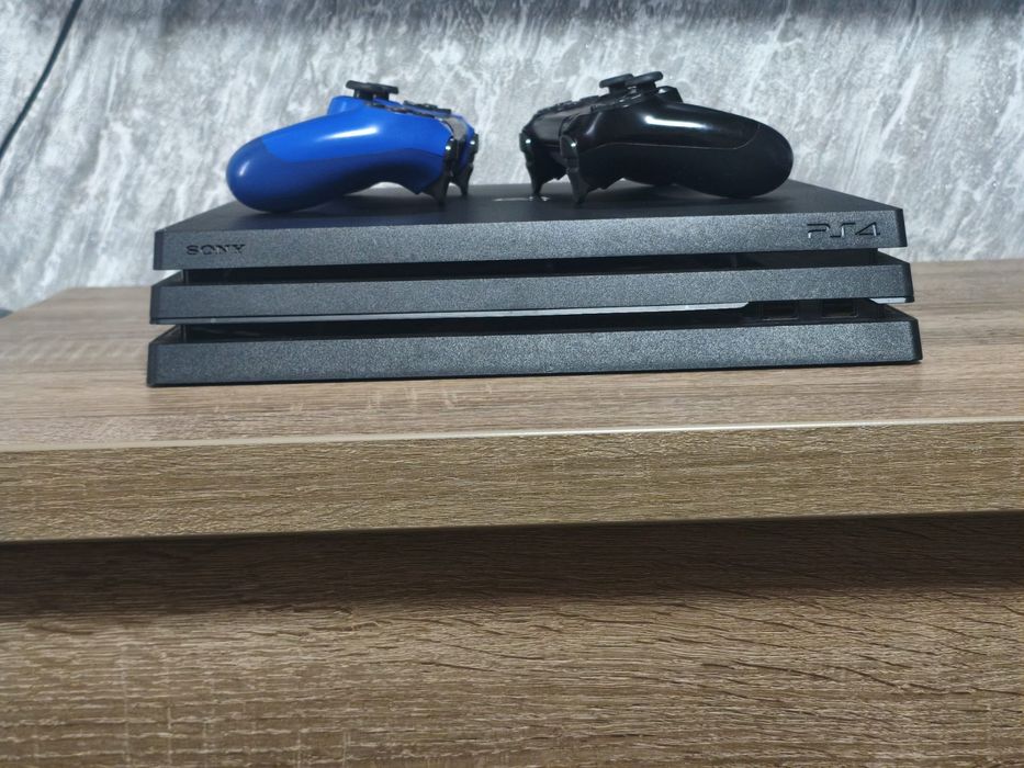 PlayStation 4 Pro 1TB + 2 геймпада | Коробка + чек | Игры отдельно