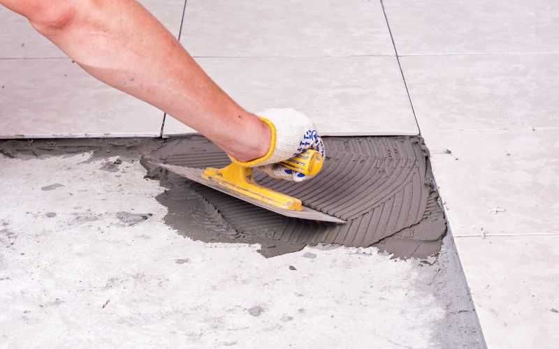 Usługi rem.-bud. układanie płytek, szpachlowanie,montaż urządzeń san.