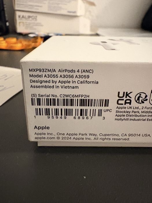 Air Pods 4 z aktywna redukcja szumów
