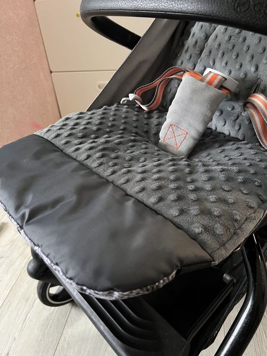 Дітяча прогулянкова коляска Cybex Eezy S+ 2 B (Goldline) + килимок