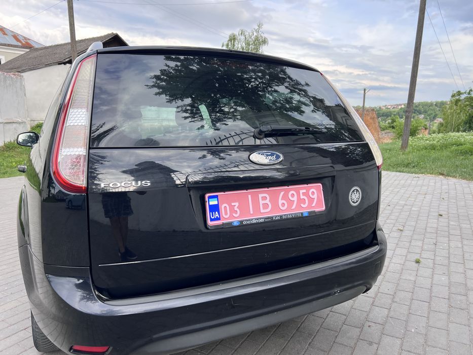 Продам авто Ford Focus 2008